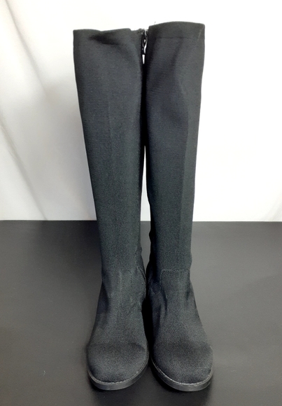 Torrid NWOT knee high black boots - Picture 2 of 10